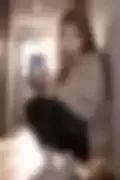 잠긴 이미지