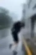잠긴 영상